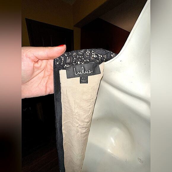 New Belrose Black and Nude Lace Mini Dress - Picture 12 of 13